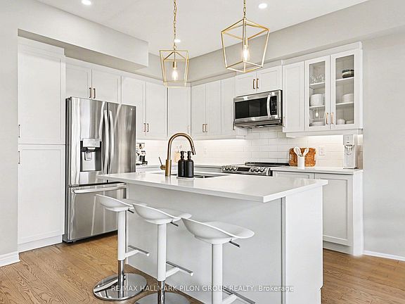 3rd image of 25 McPhail Rd