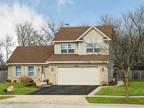 1440 Polo Dr, Bartlett, IL 60103
