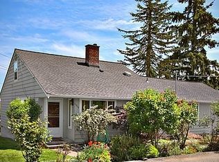 11216 18th Pl SW, Seattle, WA 98146