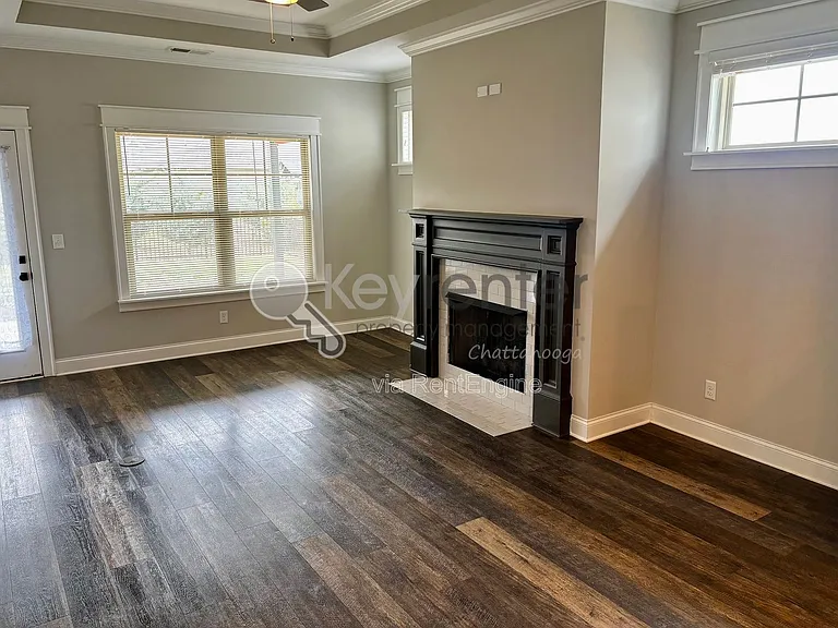 8528 Amberwing Cir — Photo 4