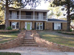 1200 Aberdeen Ct S, Mobile, AL 36609