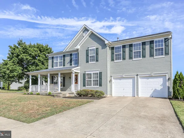 3 Hamstead Rd, Fredericksburg, VA 22405