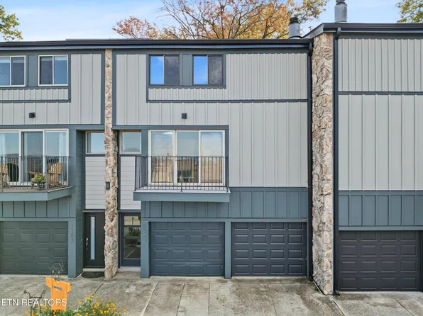 1852 Cherokee Bluff Dr, Knoxville, TN 37920