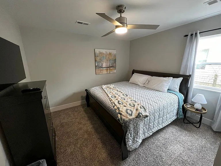 956 Olympia Dr — Photo 24