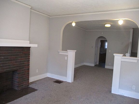 2nd image of 1519 Wyoming St