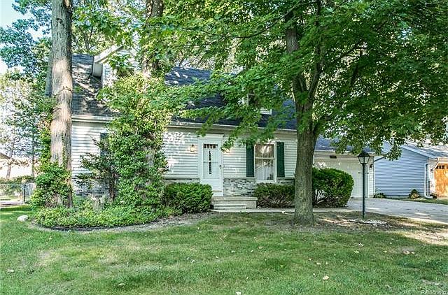 1st image of 3920 Jack Pine Ln
