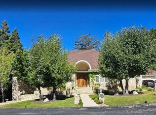 361 Redtail Hawk Ln, Lake Arrowhead, CA 92352