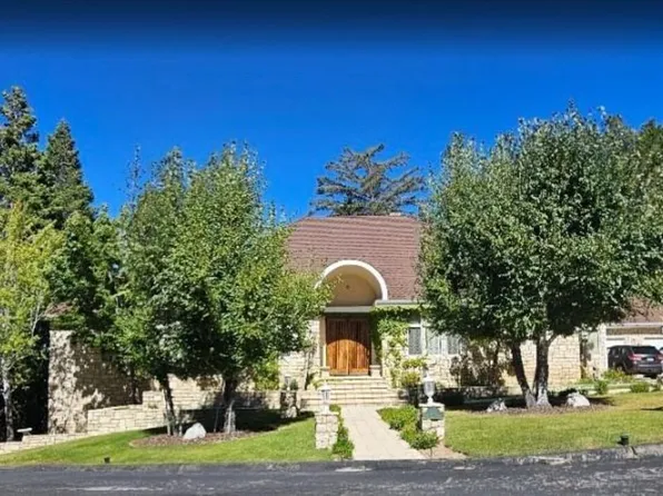 361 Redtail Hawk Ln, Lake Arrowhead, CA 92352