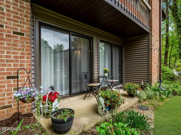 112 Lexington Court, Red Bank, NJ 07701