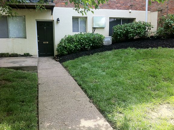 3rd image of 1 Deliquia Pl APT 4