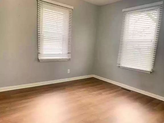 5th image of 605 Sherman Dr #605