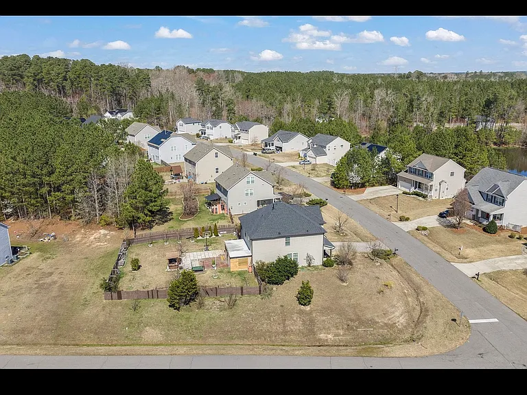 726 Forrest Ln — Photo 18