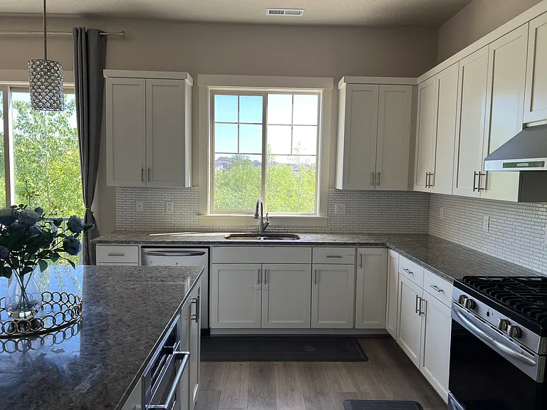 16654 SW Birdsong St — Photo 3