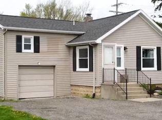 2062 S Blvd W, Rochester Hills, MI 48309