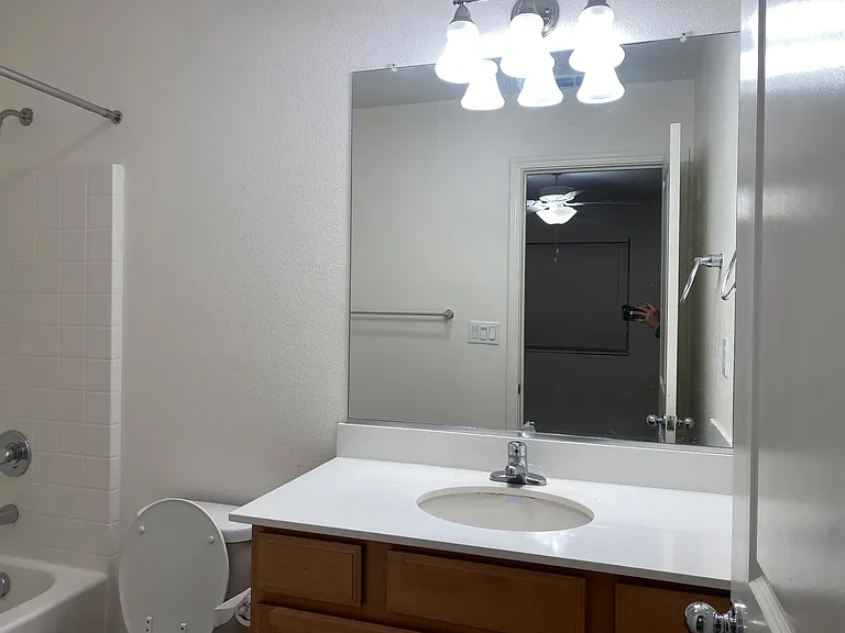 724 Sherry St — Photo 3