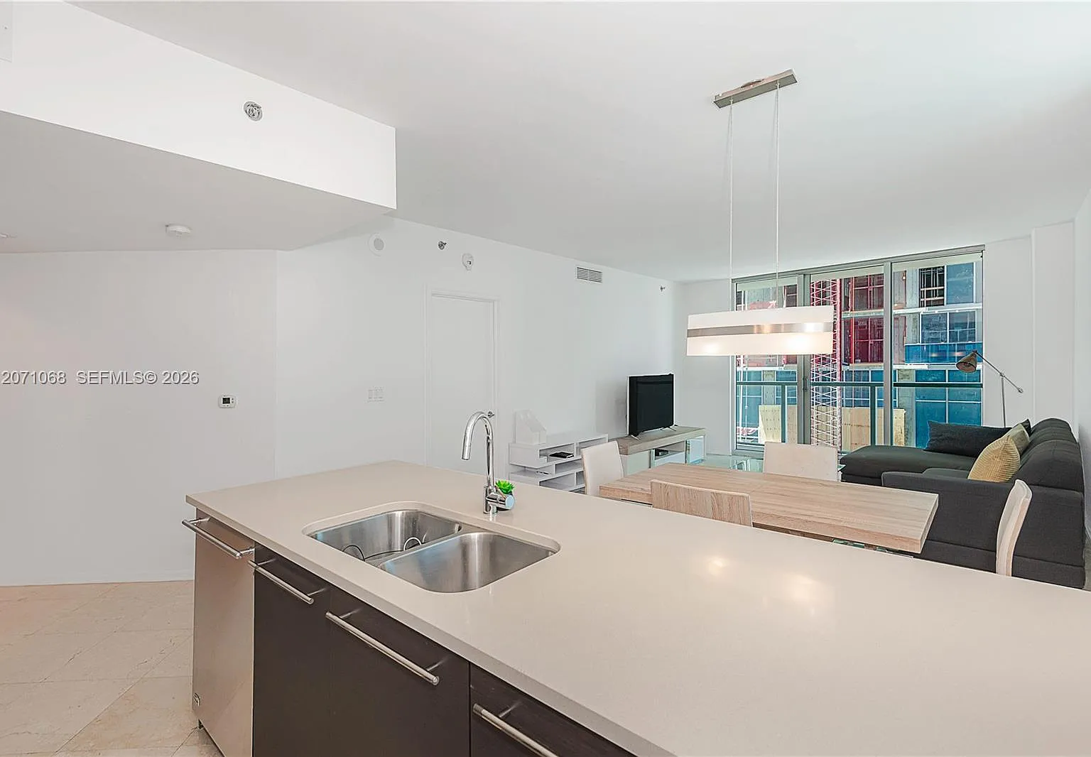 500 Brickell West Condo — Photo 4