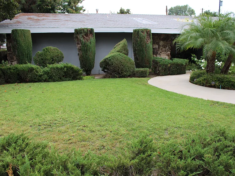 9642 Yolanda Ave — Photo 3