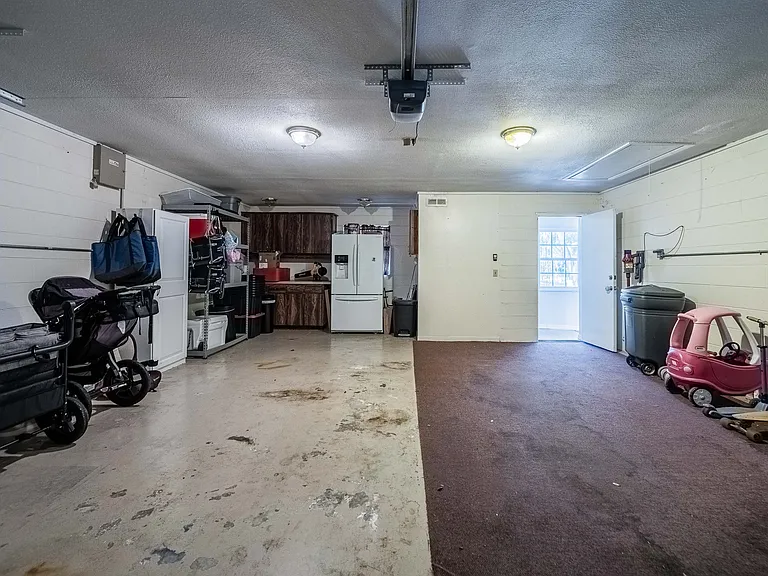 5905 Whispering Pines Rd — Photo 51