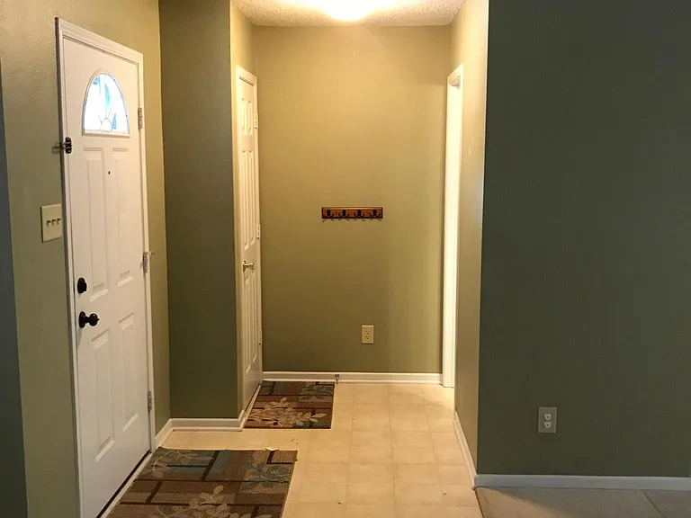 6888 Woodland Heights Dr — Photo 2