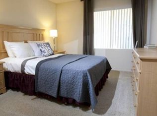 26719 Isabella Pkwy APT 101, Santa Clarita, CA 91351