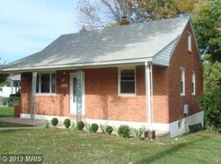 2941 Summerfield Rd, Falls Church, VA 22042