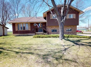 2405 Wisconsin Ave SW, Huron, SD 57350