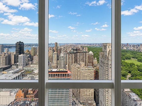 5th image of 80 Columbus Cir #69B