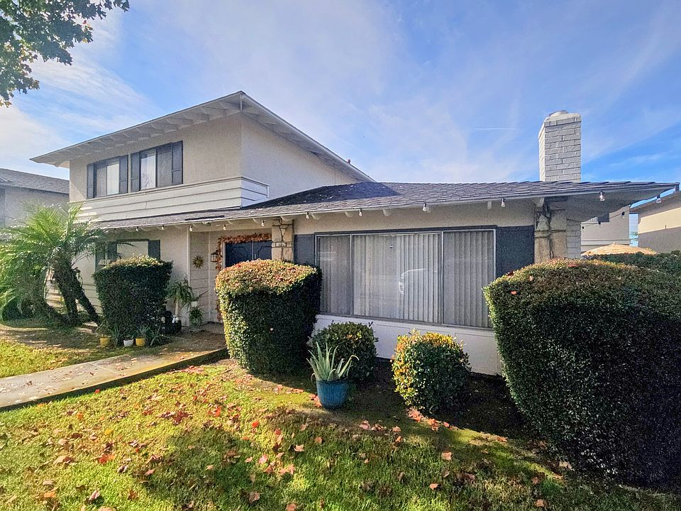 1st image of 141 Greentree Ln