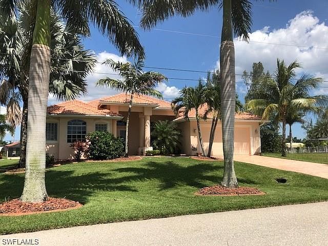 1st image of 3905 SW 20th Ave