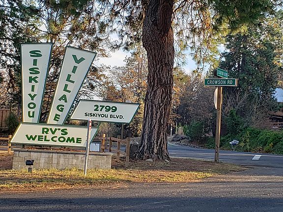 2nd image of 2799 Siskiyou Blvd Unit 35