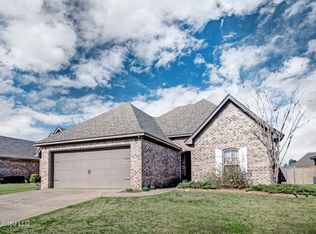 451 Greenfield Ridge Cir, Brandon, MS 39042