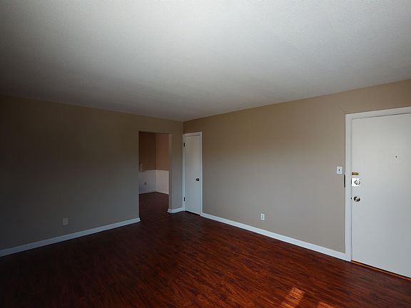 4th image of 3913 E Gatewood Ln #3