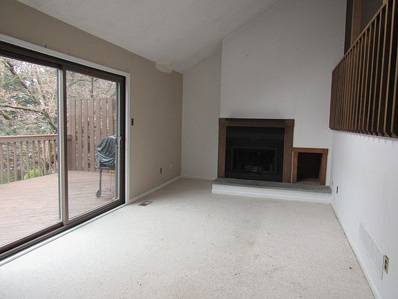 5th image of 5402 Pinehurst Dr
