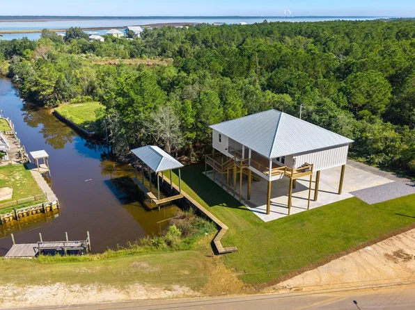 1776 Blue Mdw, Bay Saint Louis, MS 39520