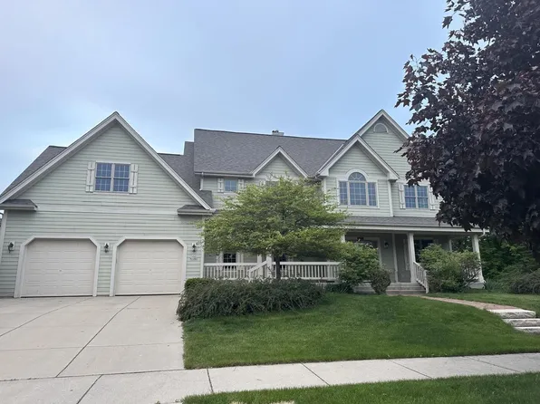 W53N1080 Hawthorne LANE, Cedarburg, WI 53012