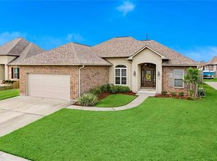 111 Gregory Dr, Luling, LA 70070