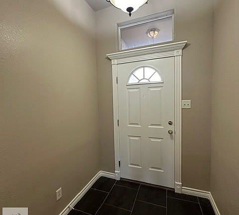 4th image of 2344 Concord Pl