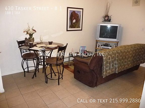 4th image of 430 Tasker St #1