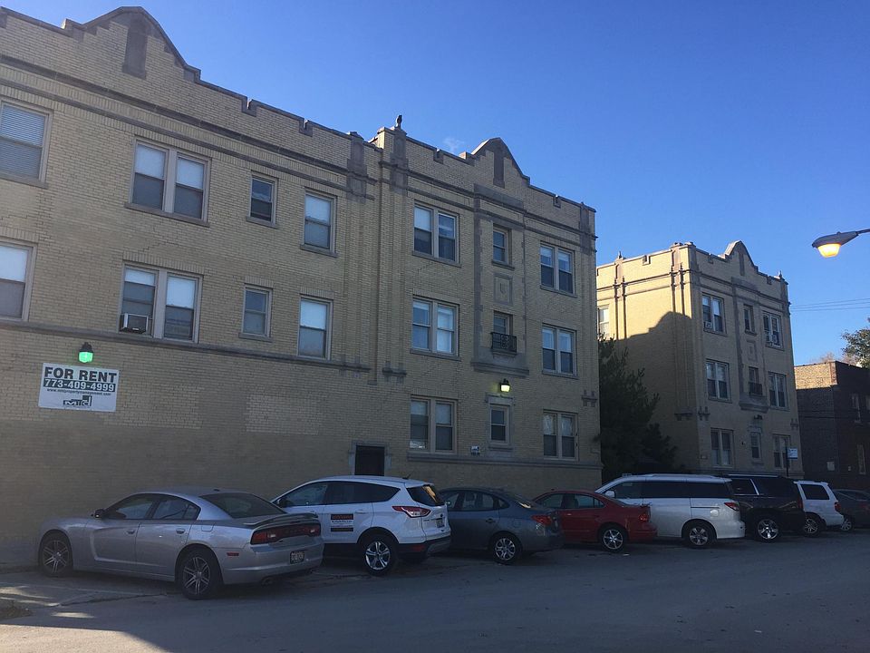 1st image of 2412 N Kilbourn Ave #2