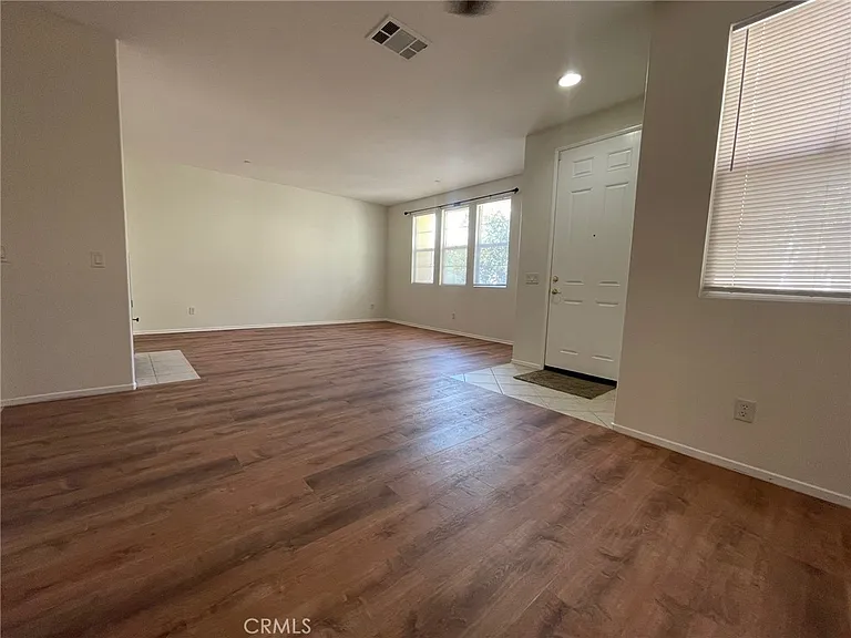 1800 E Lakeshore Dr — Photo 6