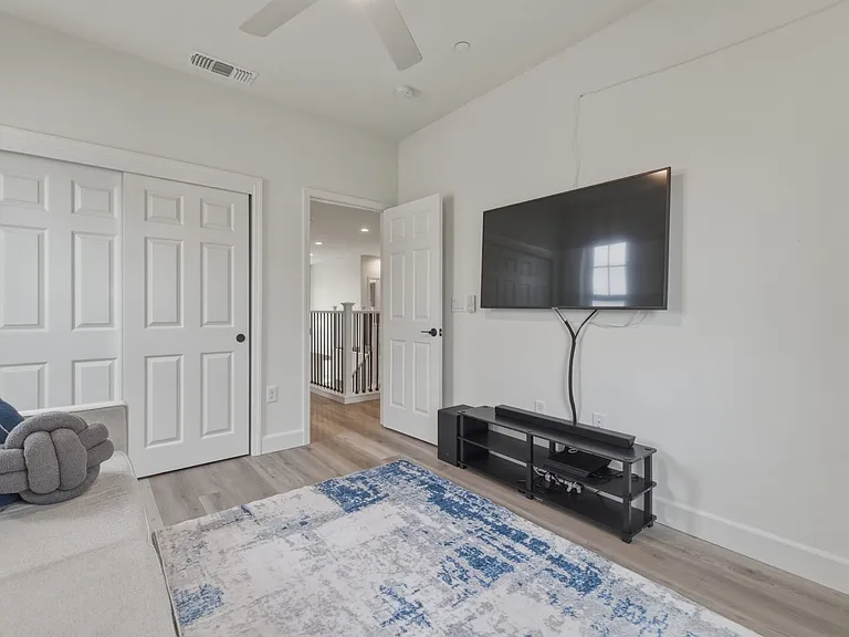 4065 Maddy Ave — Photo 22