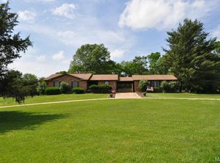 430 E Villa Ridge Rd, Villa Ridge, MO 63089