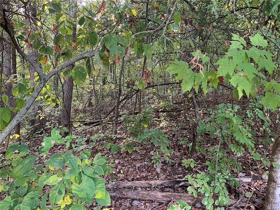 2nd image of Dregg Ln