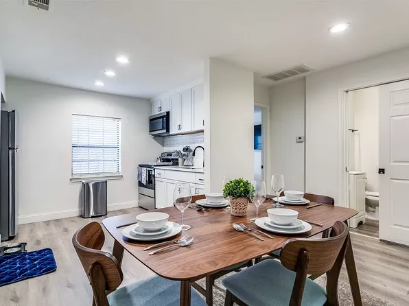 Bryan Street Apartments