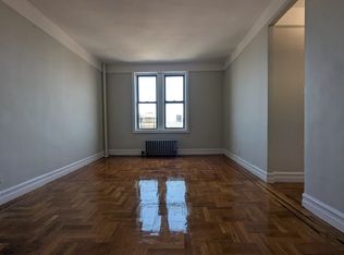 3230 93rd St APT E1, Flushing, NY 11369