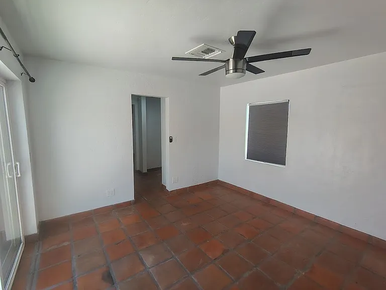 23 E Adams St — Photo 21