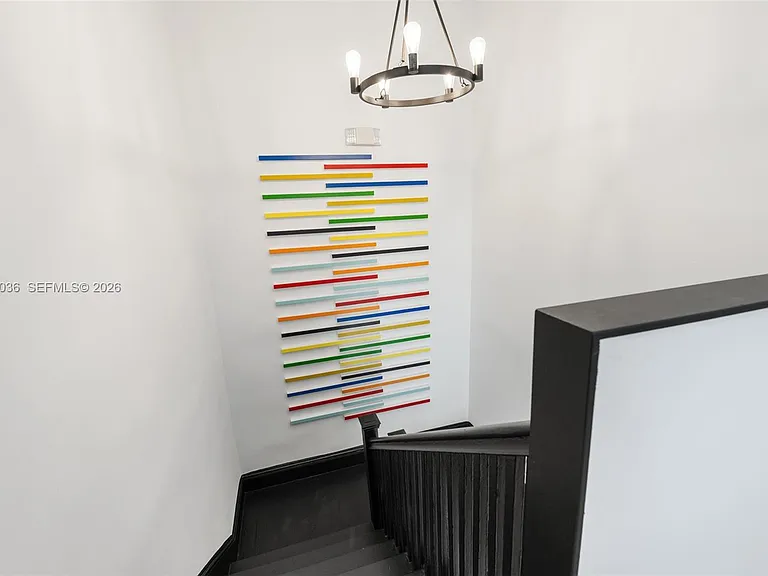 403 SW 12th Ave #3 — Photo 3
