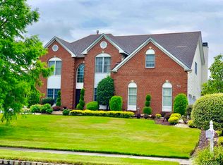 241 Round Hill Dr, Freehold, NJ 07728