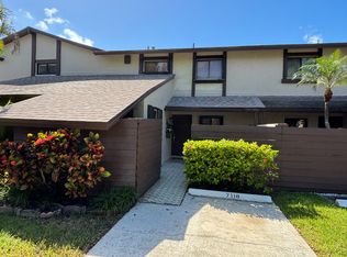 7118 SW 105th Ct, Miami, FL 33173
