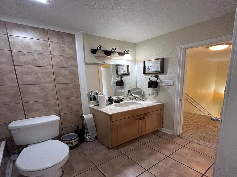 Sandpiper Dr — Photo 7